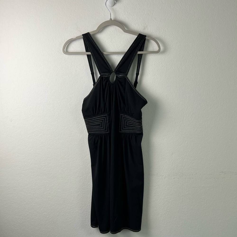 BCBGMaxazria Black with White Stitching Detail Central O Ring A-line Dress